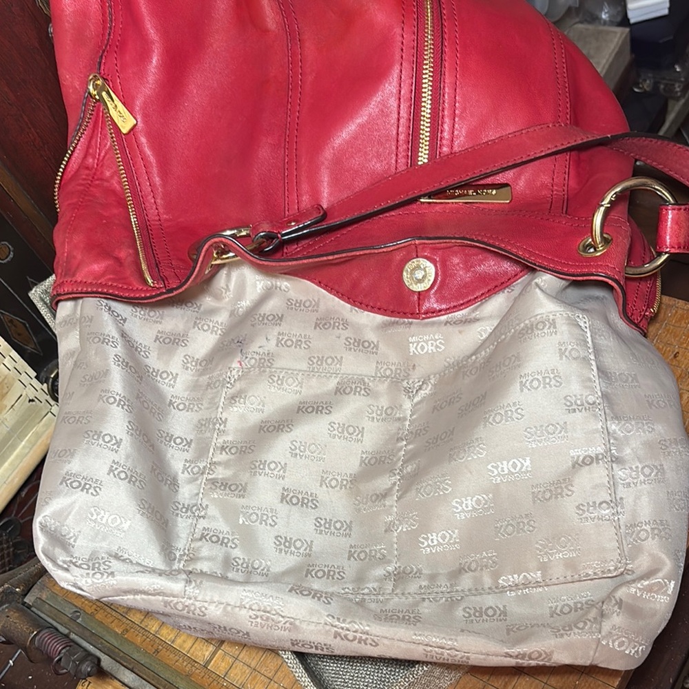 MICHAEL Michael Kors Red Leather Hobo Shoulder Bag - Picture 11 of 15